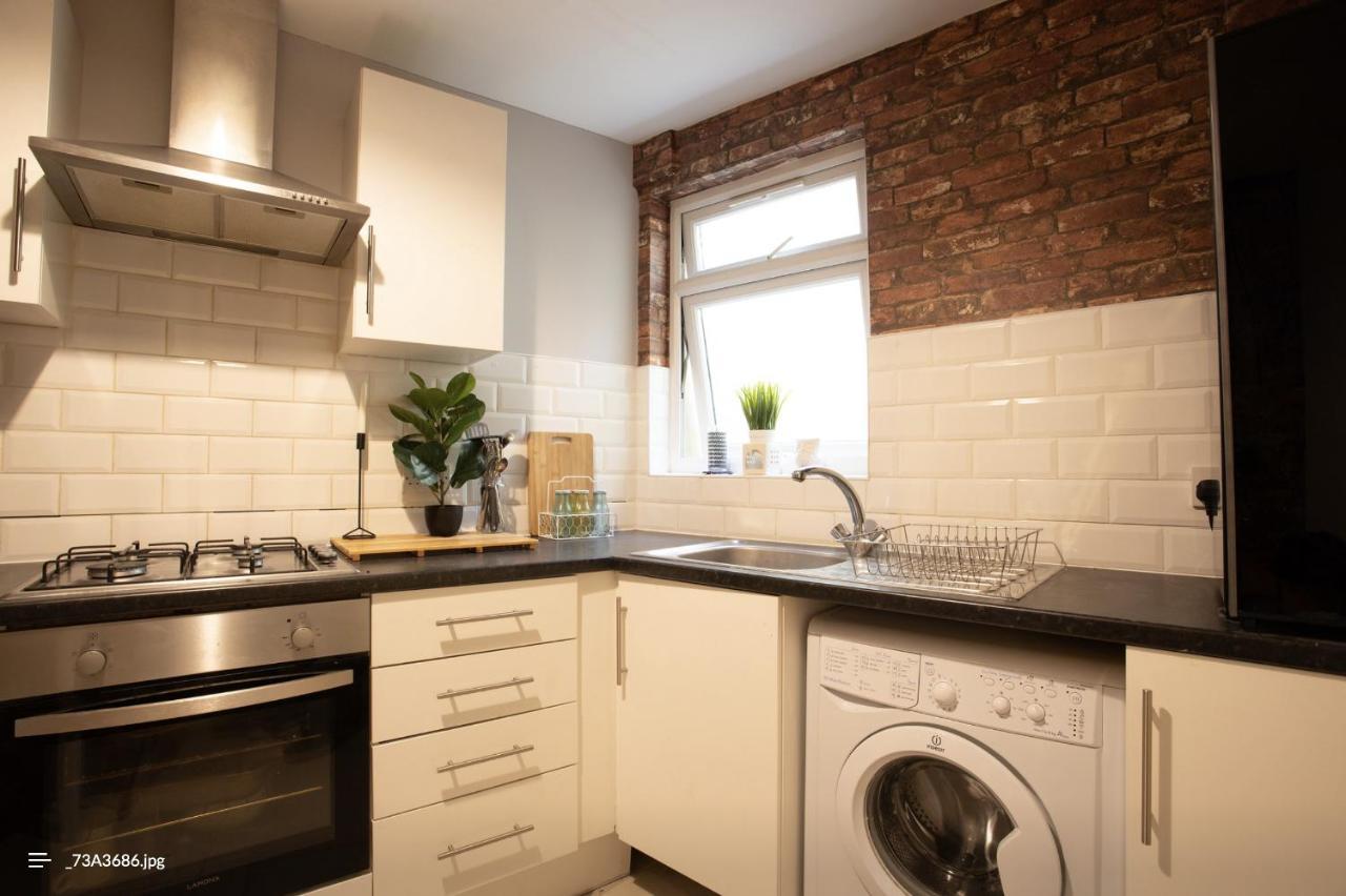 2 Bedroom Roof Terrace With Sauna Jakuzzi And Outdoor Cinema Londres