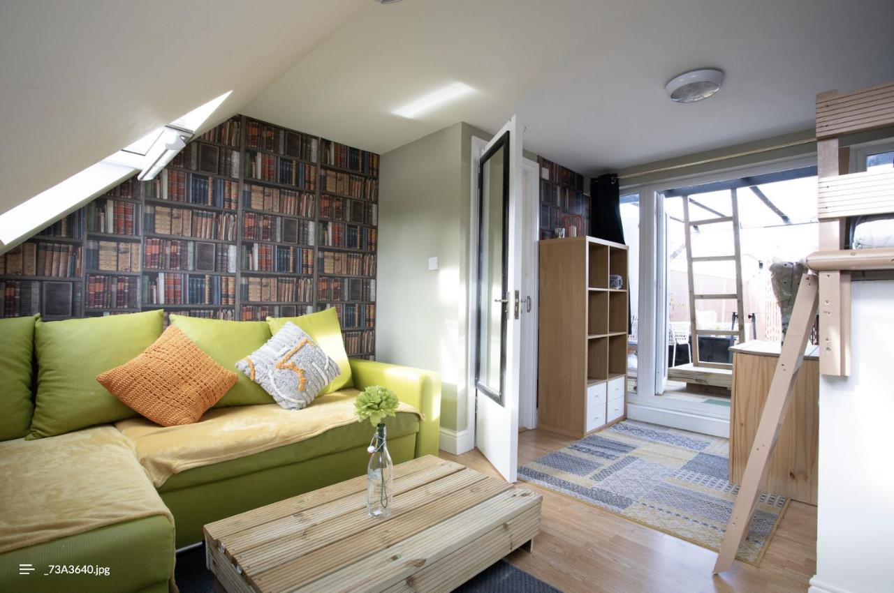 2 Bedroom Roof Terrace With Sauna Jakuzzi And Outdoor Cinema Londres