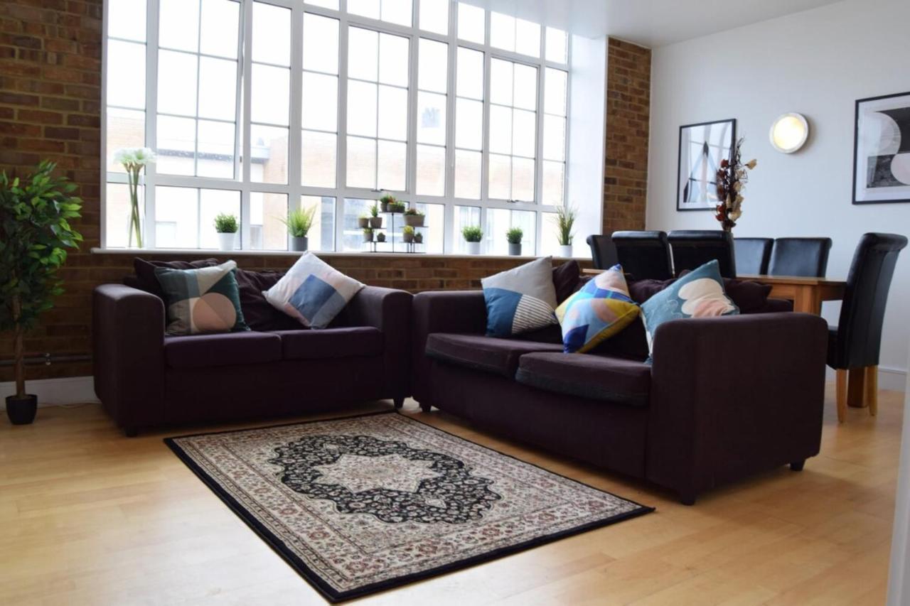Bright Warehouse Conversion In Buzzing Peckham Apartment