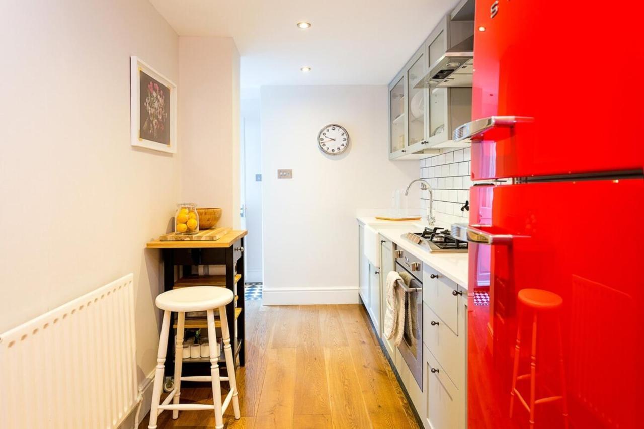 Beautifully Styled Modern With Garden * Londres