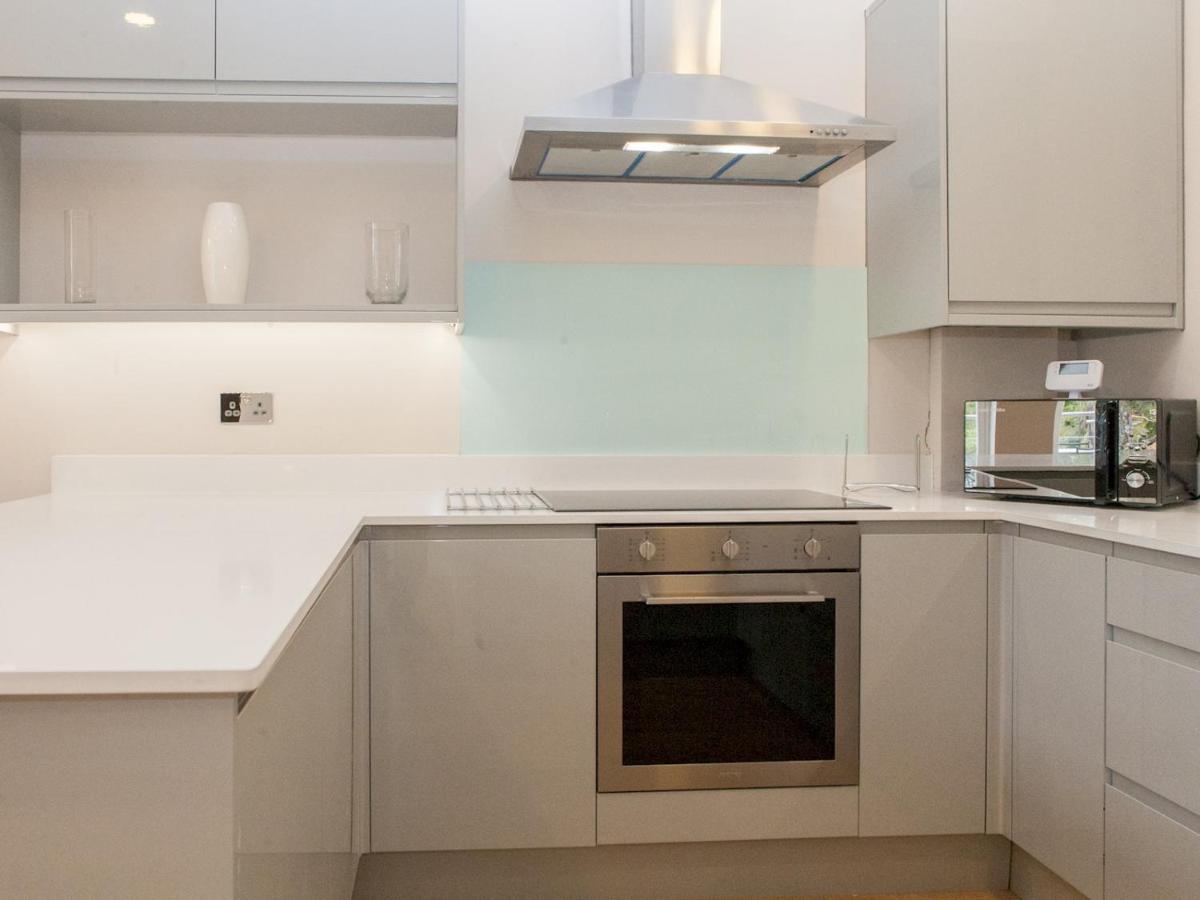 Pass The Keys - Spacious Flat With Private Sun Terrace In South East * Londres