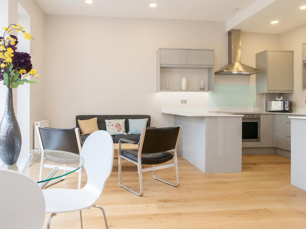 Pass The Keys - Spacious Flat With Private Sun Terrace In South East * Londres