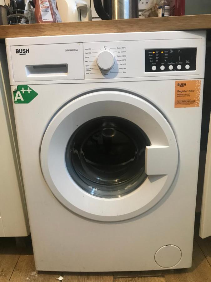 Single Bedroom With Wifi Off Bricklane 3 Habitación en casa particular Londres