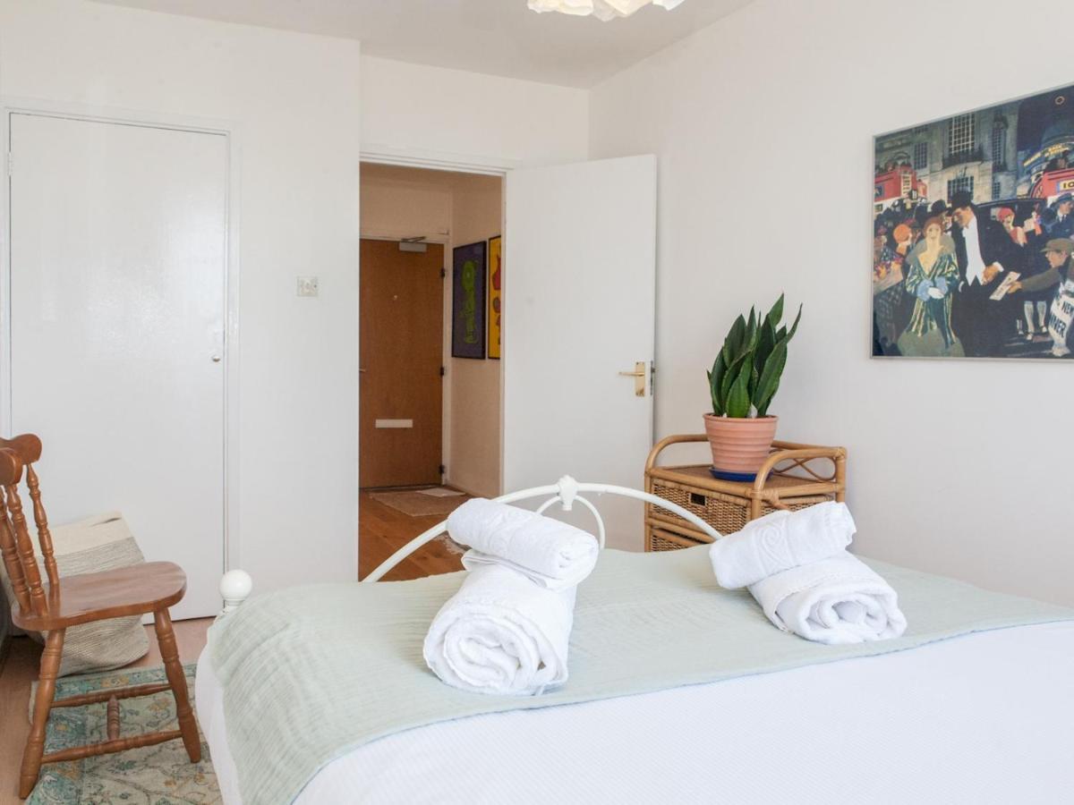 Pass The Keys Spacious 2bedroom Flat With Views In Bridge * Londres