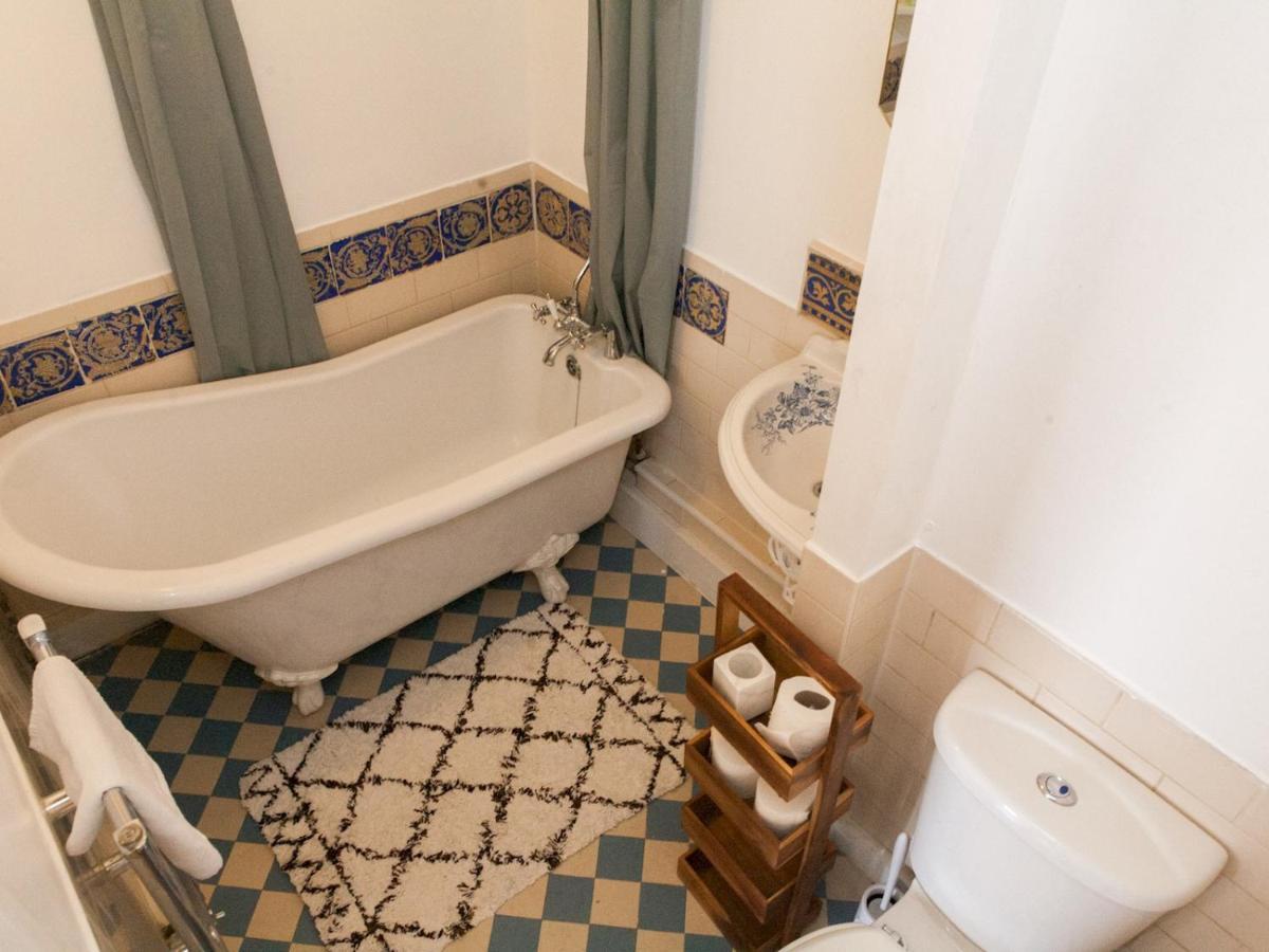 Pass The Keys Spacious 2bedroom Flat With Views In Bridge * Londres