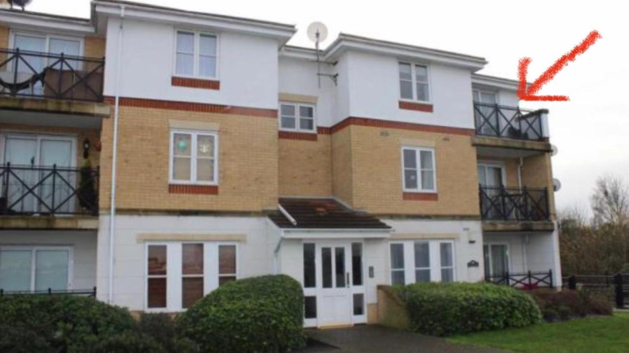Apartamento Thames View & Free Parking - Perfect Long Workers Only Londres