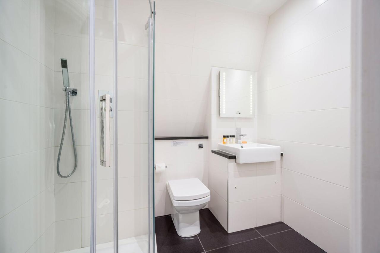 5, 48 Bishopsgate By Living * London