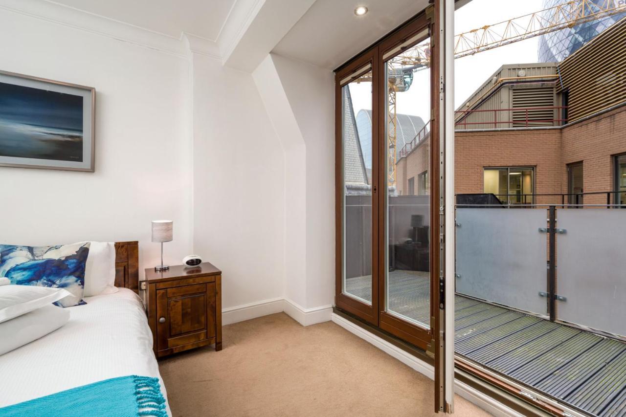 5, 48 Bishopsgate By Living Holiday home *