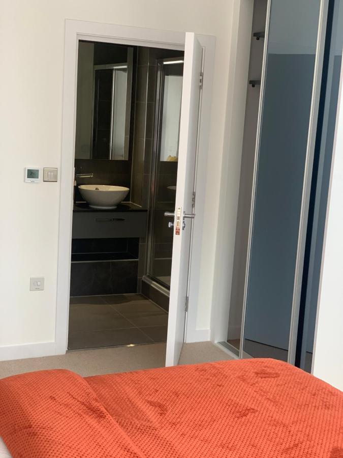 Riverside Rooms&apartments *