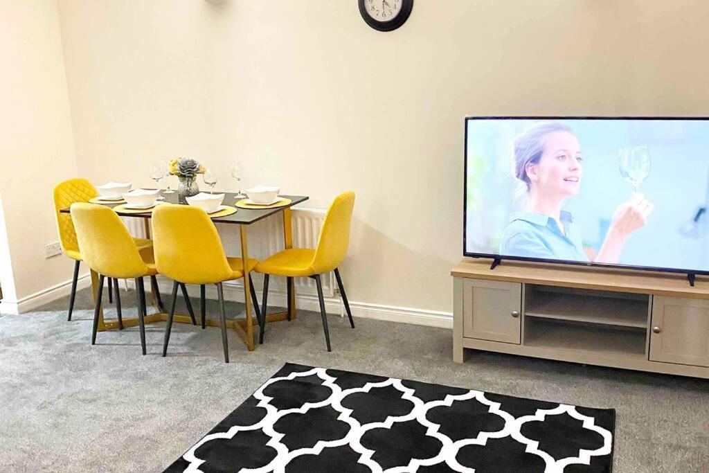 Apartamento Smartrips Beckton Townhouse With Parking Londres