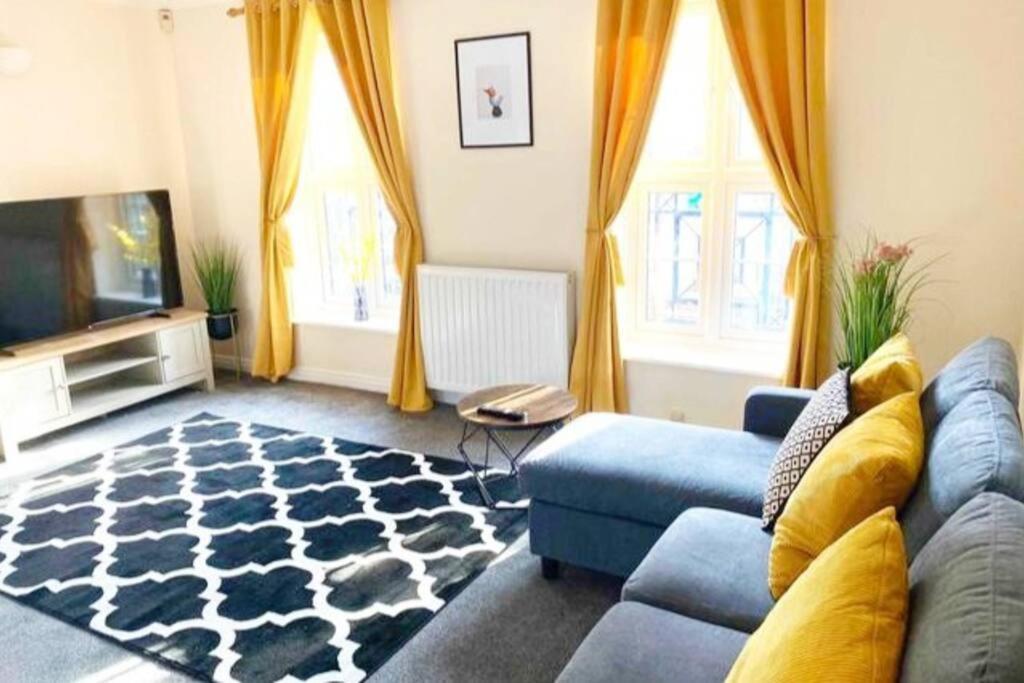 Smartrips Beckton Townhouse With Parking Apartamento *