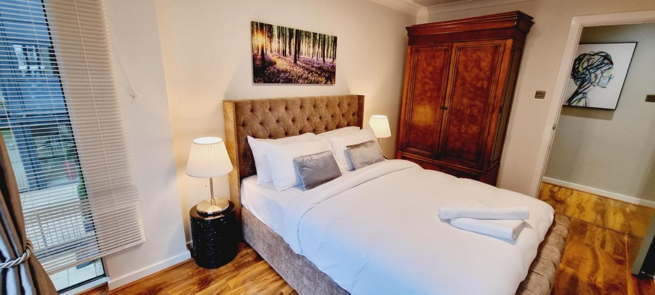 Apartment Double King Suite, Canary Wharf Waterfront *