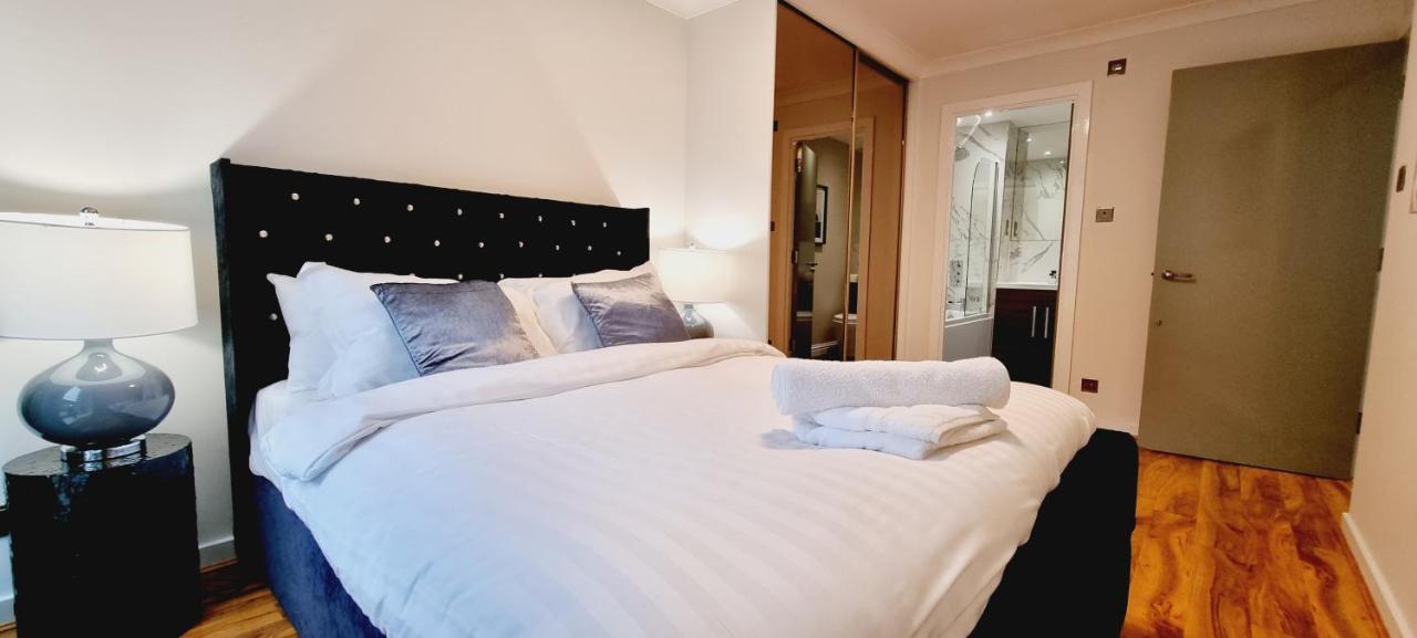 Double King Suite, Canary Wharf Waterfront Apartment