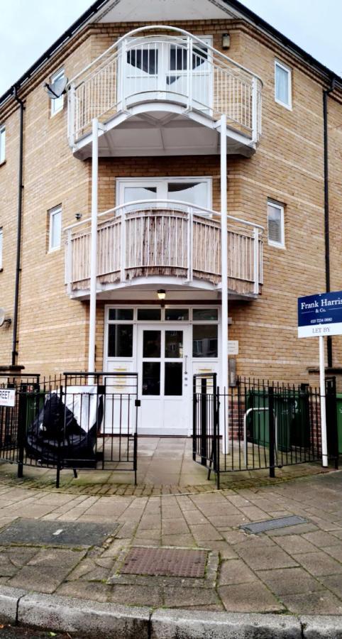 Apartamento 1 Bed Apartment, Peckham Rye
