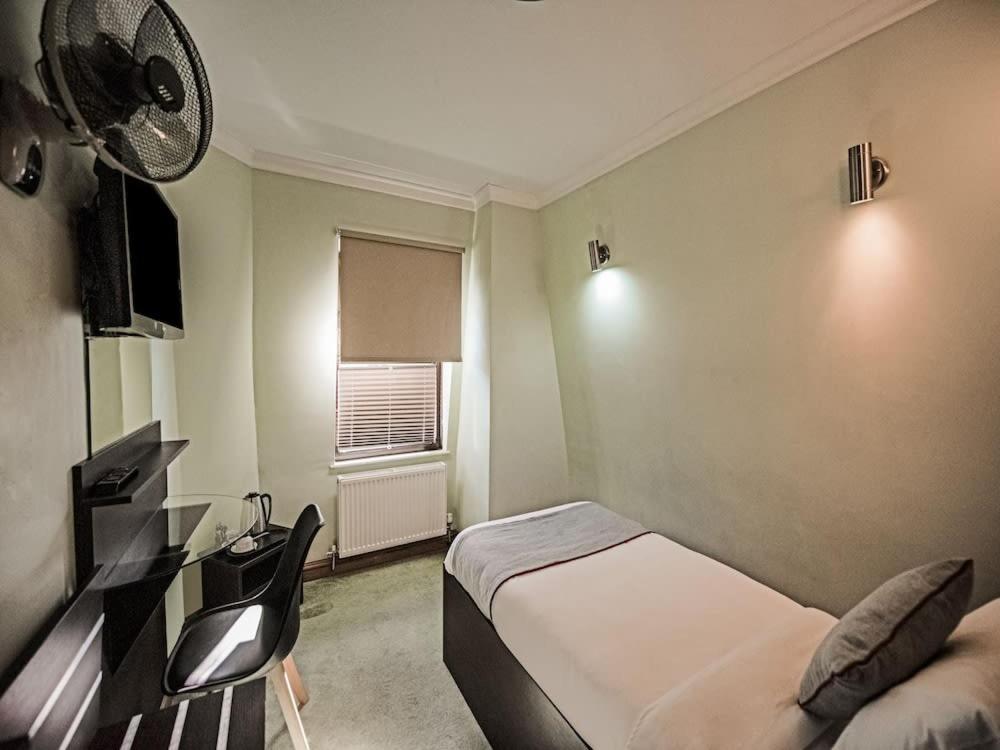Epsilon 3* Londres