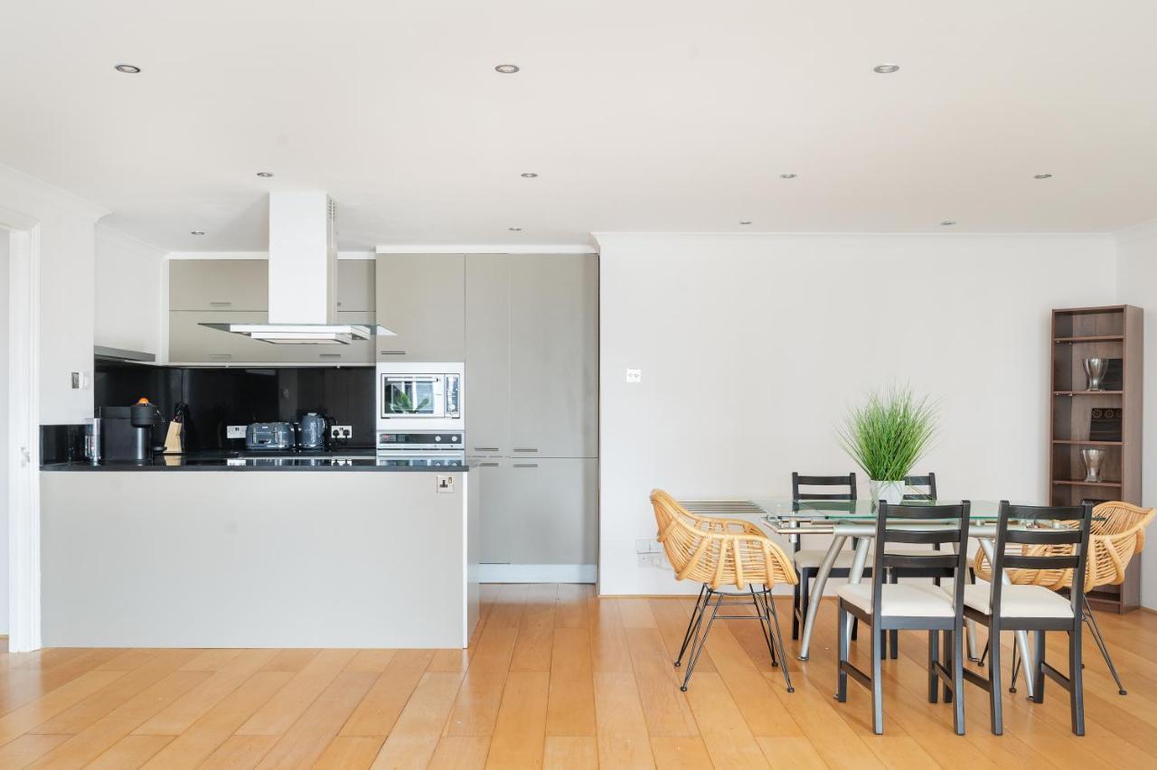 Riverside Two Bedroom In Canary Wharf Apartamento *