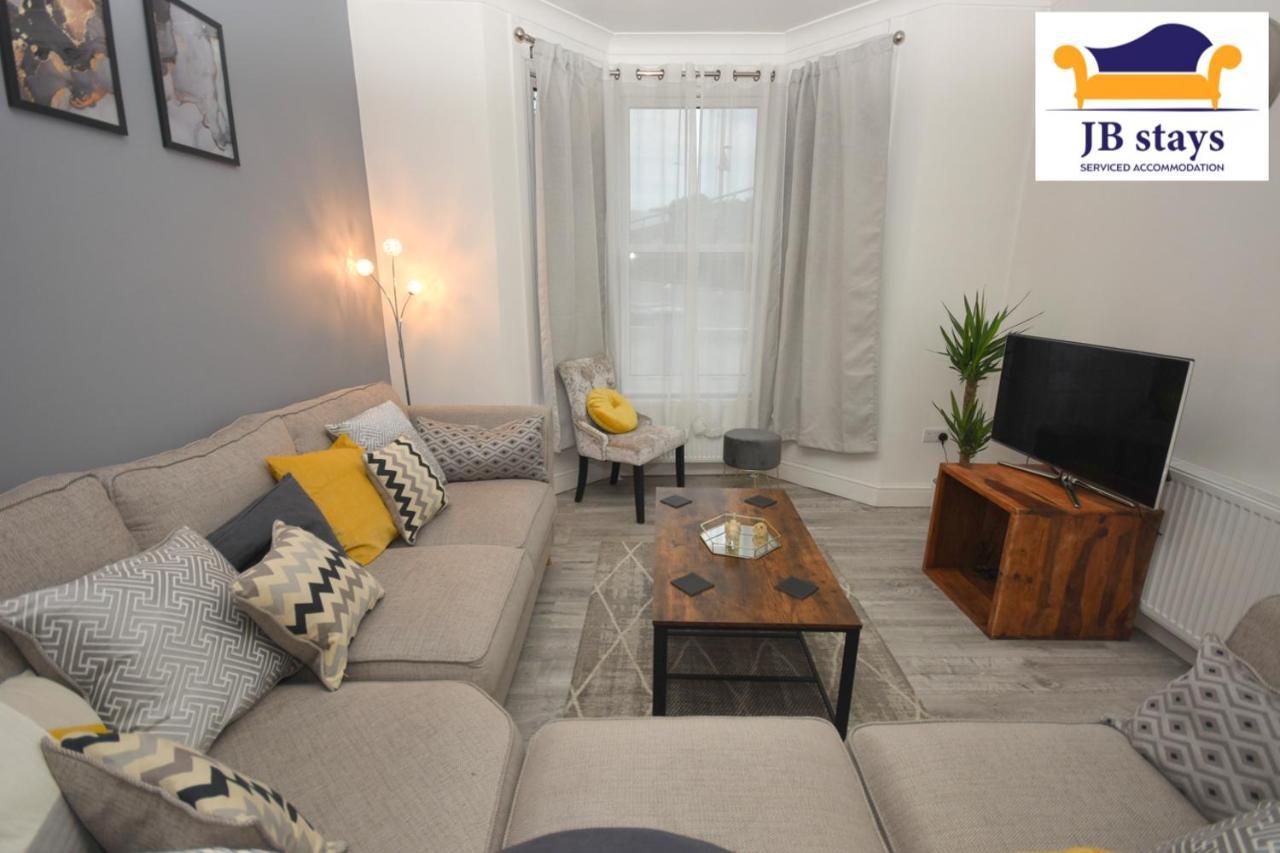 Jb Greenwich, 3 Bed House,ideal For Contractors And Family Casa de Férias Londres