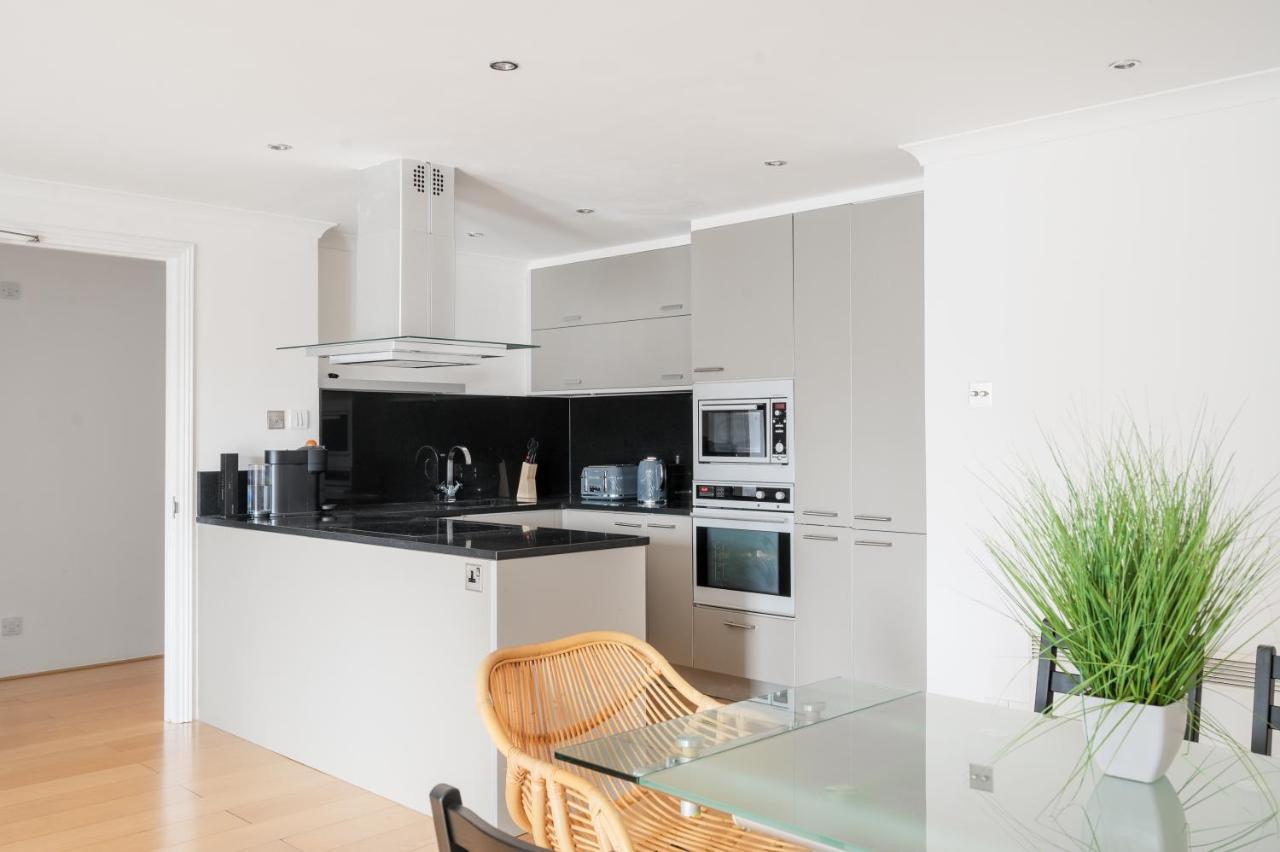 Apartamento Riverside Two Bedroom In Canary Wharf