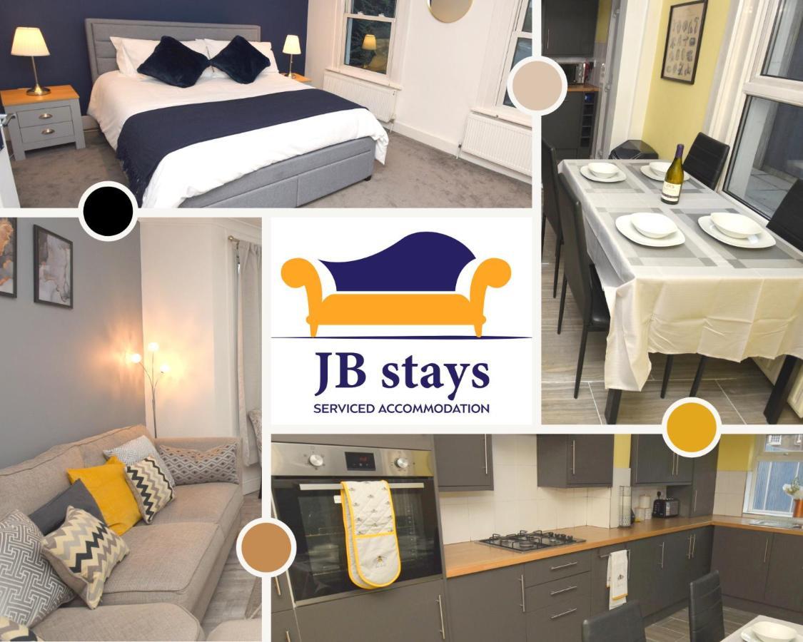 Jb Greenwich, 3 Bed House,ideal For Contractors And Family Londres