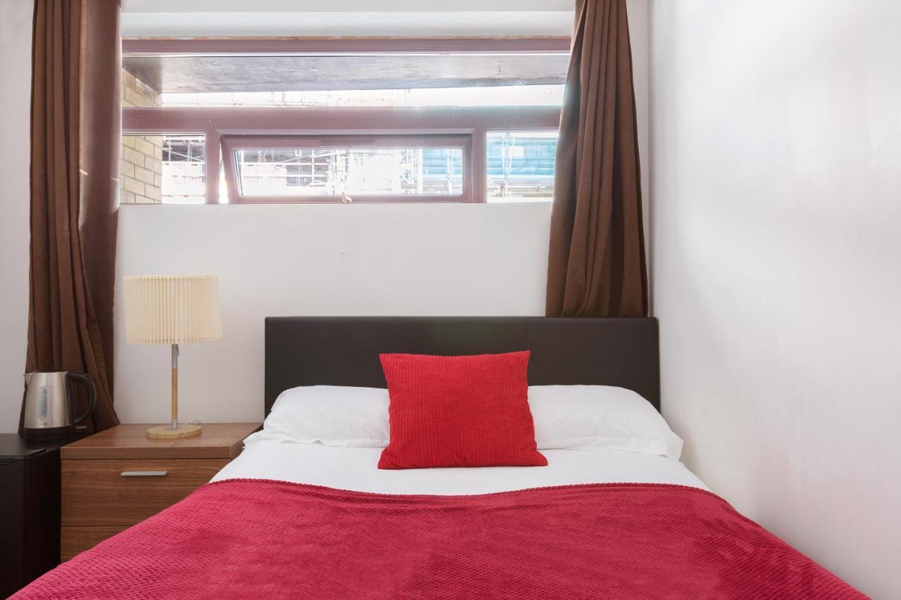 Centra Wharf Appartement *