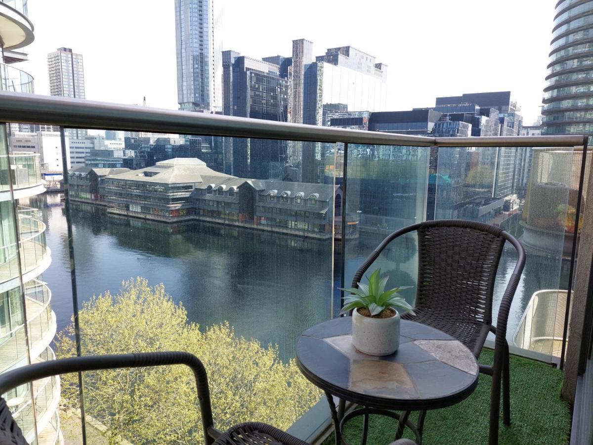1 Bed Suite, Waterside, Canary Wharf * Londen