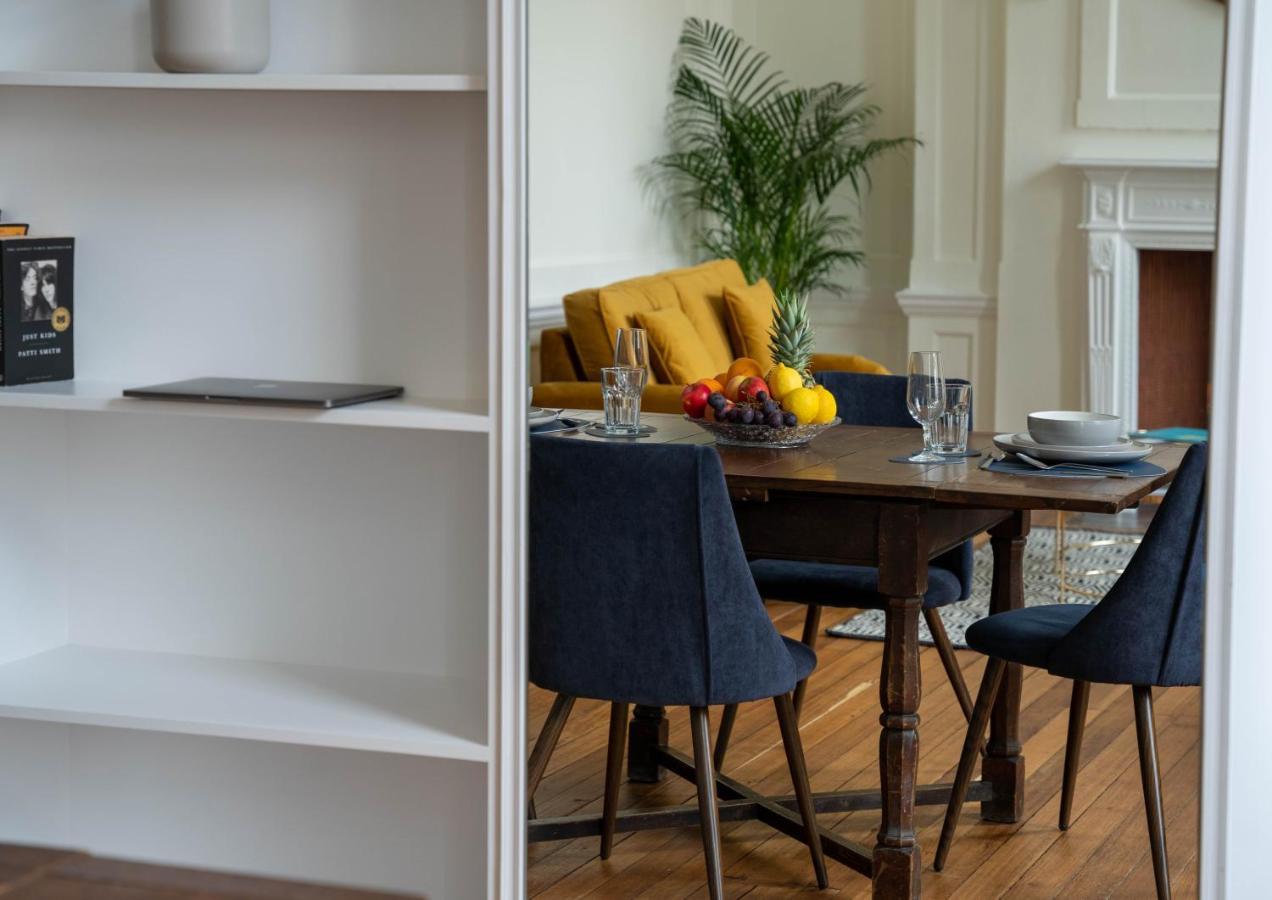 Dreamy Loft, Antique Wood Flooring & High Ceilings Apartamento
