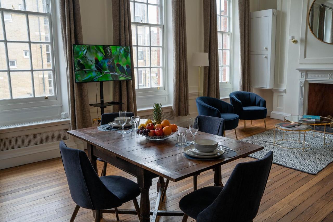 Dreamy Loft, Antique Wood Flooring & High Ceilings Apartamento Londres