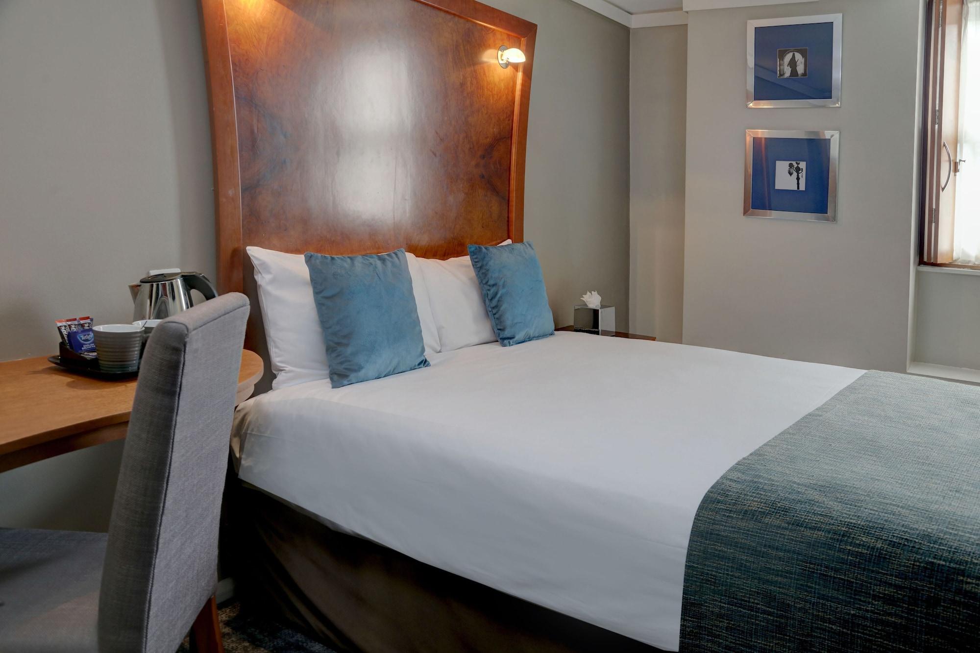 Corus Hyde Park Hotel