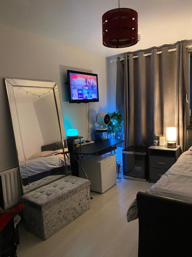 Private - Shared Near The City Hospedagem domiciliar *