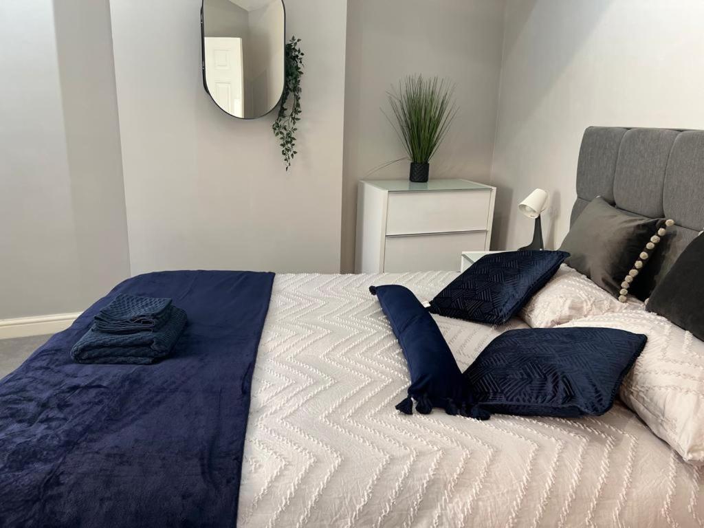 Apartment 1988 Homes Greenwich *