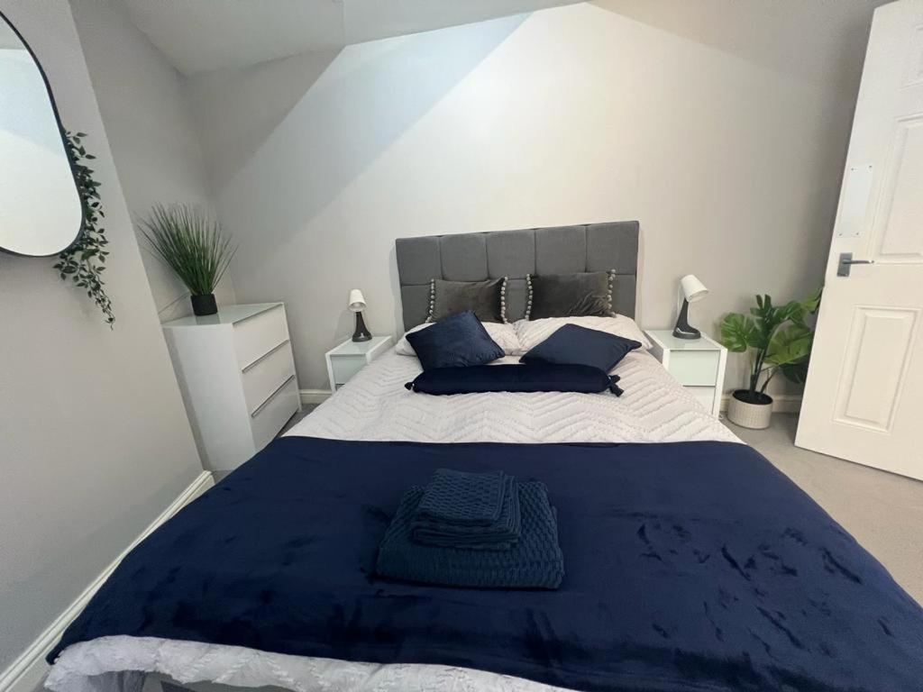 1988 Homes Greenwich * London