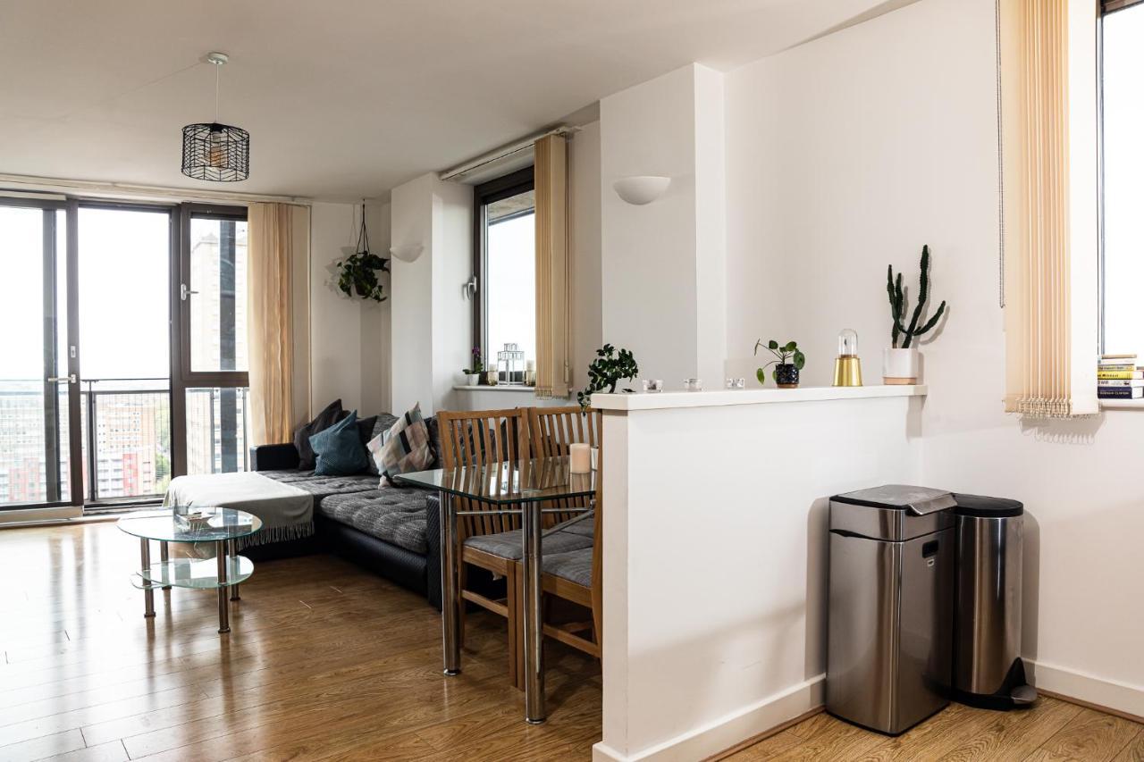 Appartement - Shadwell - Wrap Around Balcony W Scenic View
