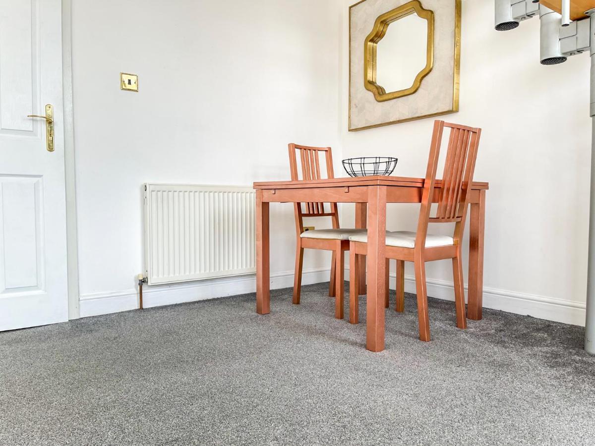 Luxury 2 Bed Furnished With Parking Apartamento Londres