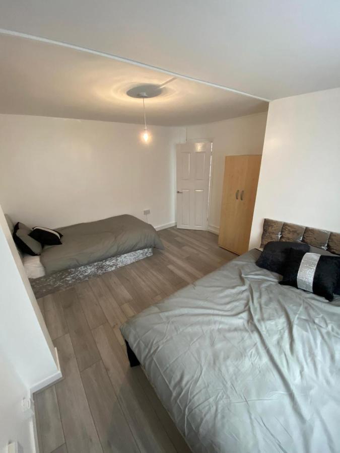 Appartement Lovely 3 Bedroom In The Heart Of Hackney Londen