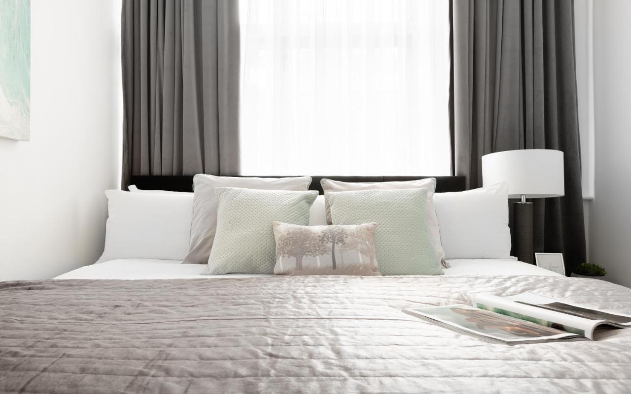 Modern And Spacious 3 Bed Next To The Shard