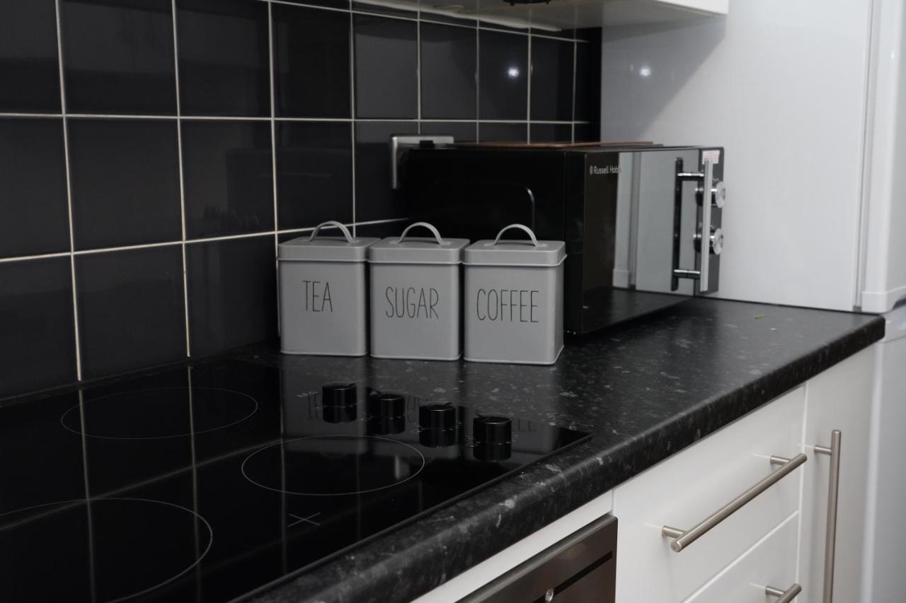 2bedrm-4guests-parking-nearstation Apartamento Londres