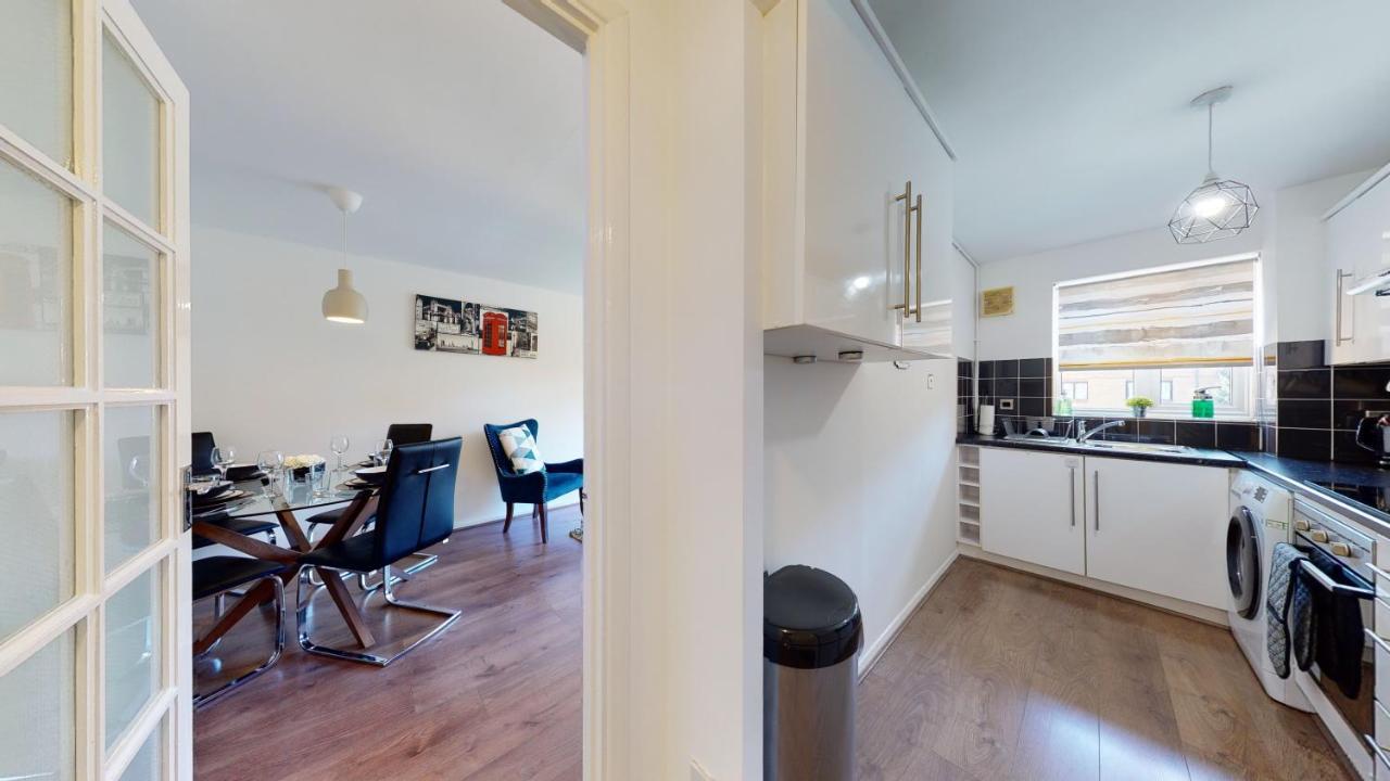 2bedrm-4guests-parking-nearstation Apartamento