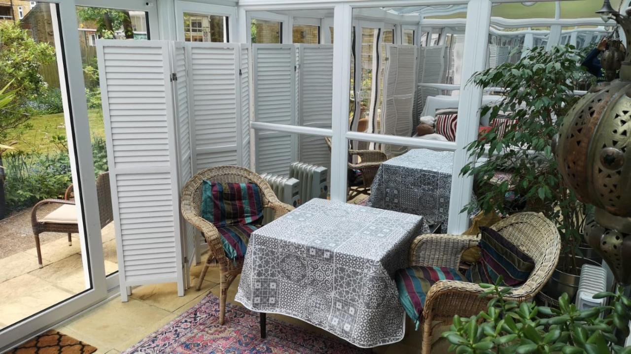 1 Dbl Bed Ground Floor Modern Oriental Flat Greenwich Park Apartment London
