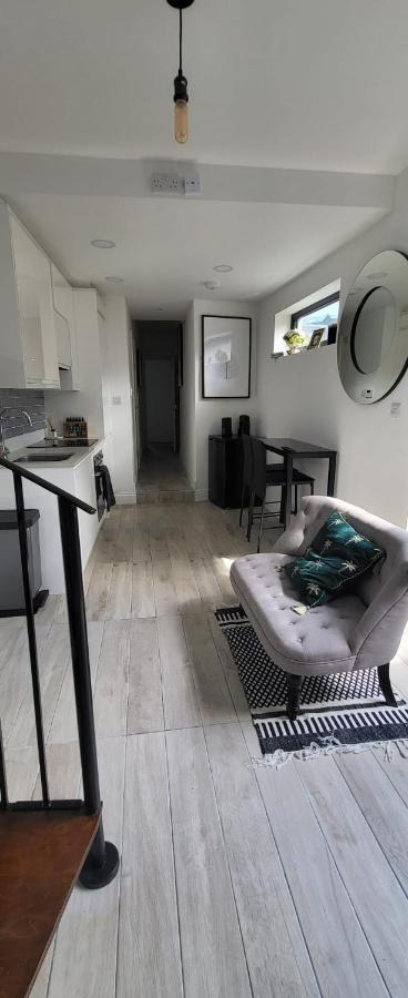 Stunning New Build Mezzanine Style Apartment *