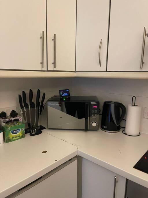 Appartement 2 Bed Flat Outside Liverpool Street Station! Londen
