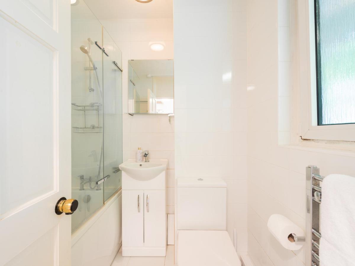 Apartment Sootheus - Cosy Surrey Quays