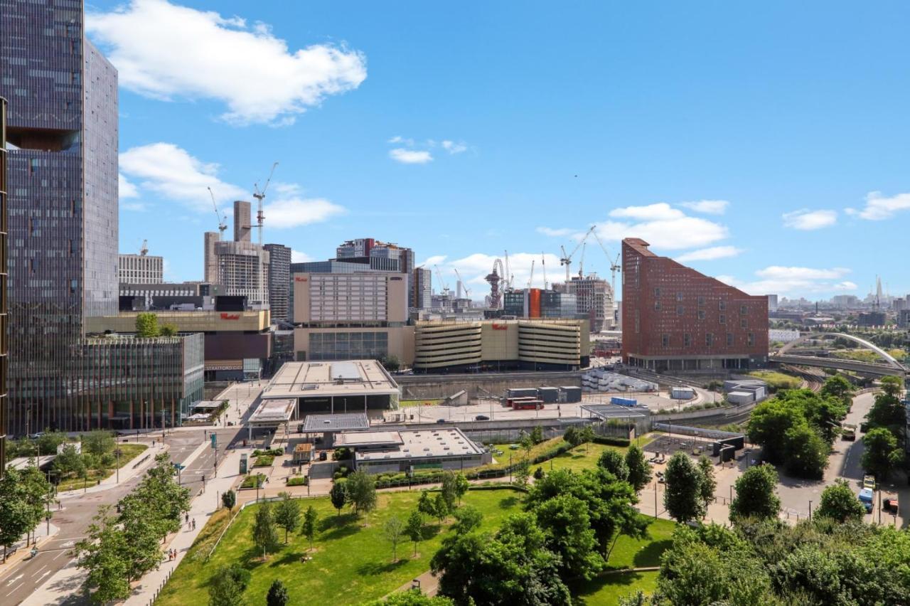 Appartement Ellie N Conys 3 Bedroom With 2 Bathrooms, An Ensuite, Kitchen And Balcony In Stratford Westfield *
