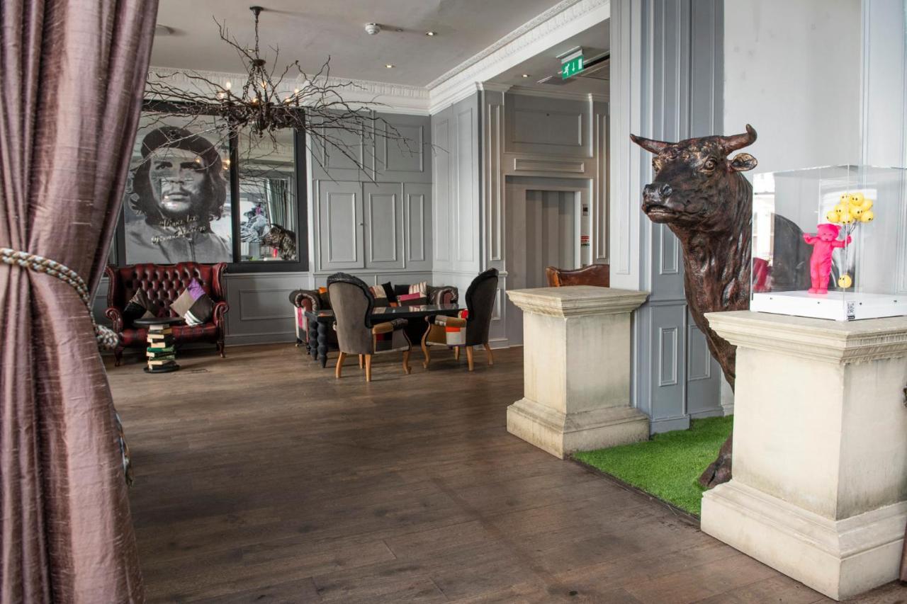The Exhibitionist 5* Londres