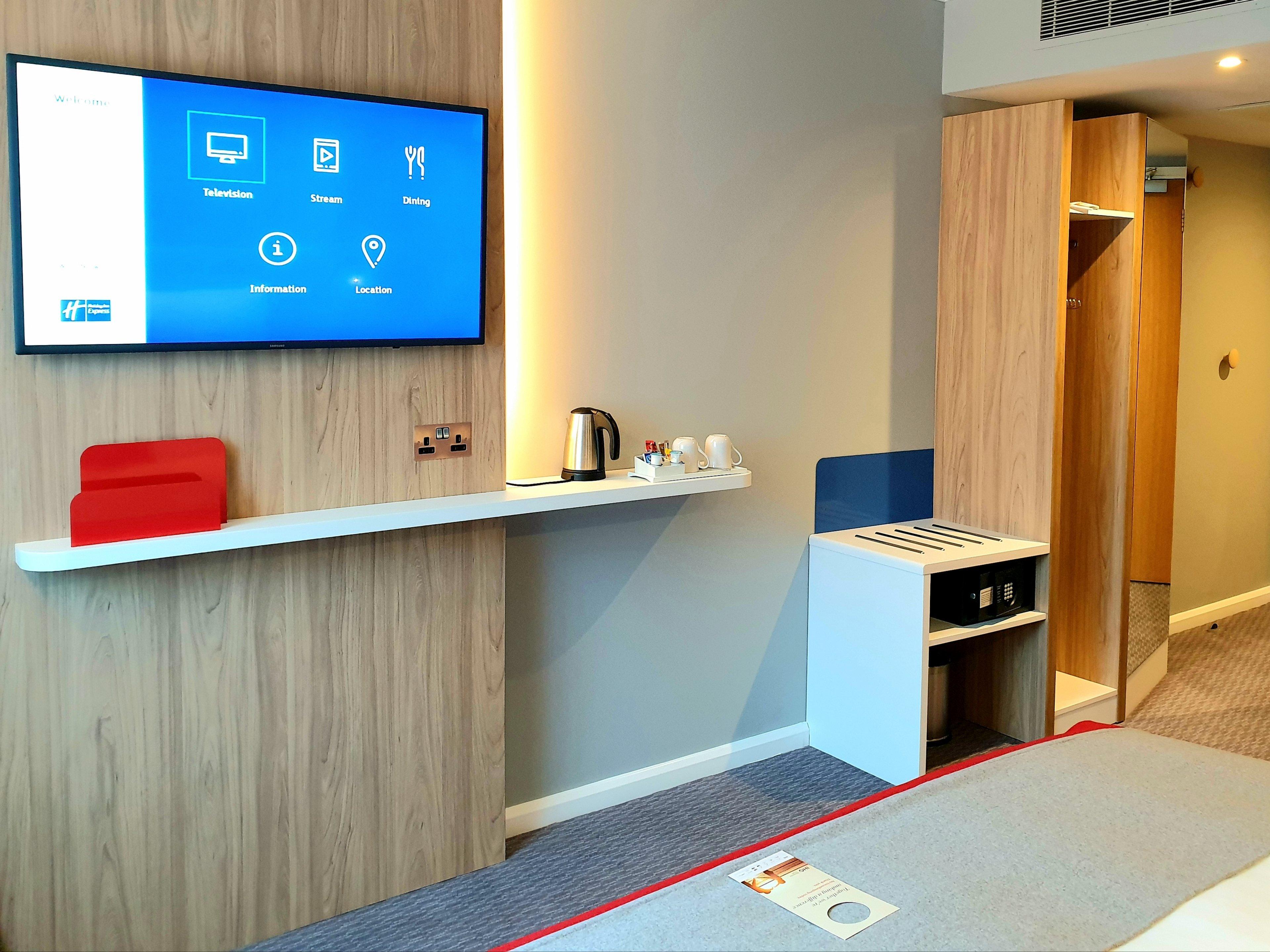 Holiday Express Stratford By Ihg