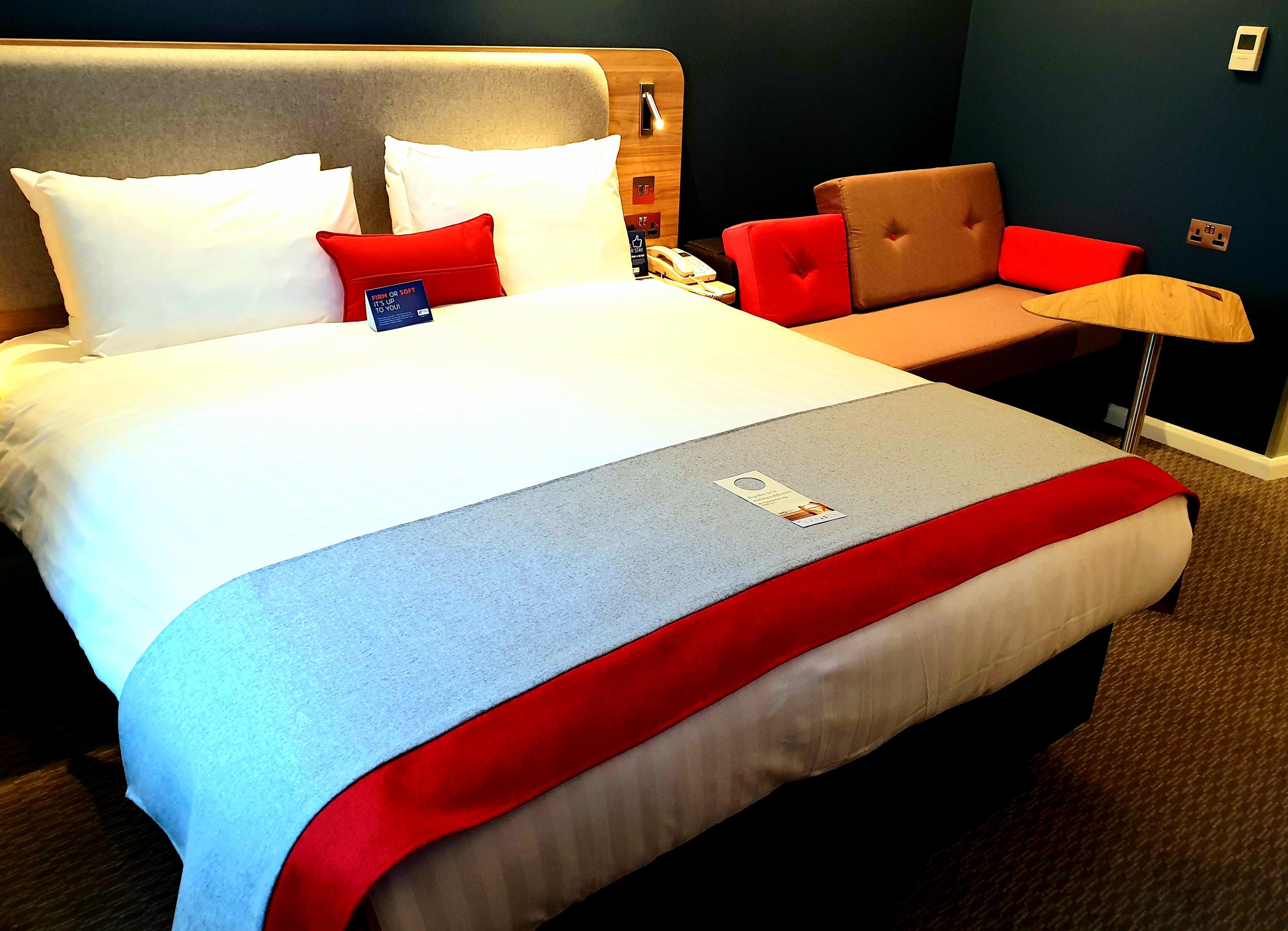 Holiday Express Stratford By Ihg Hotel