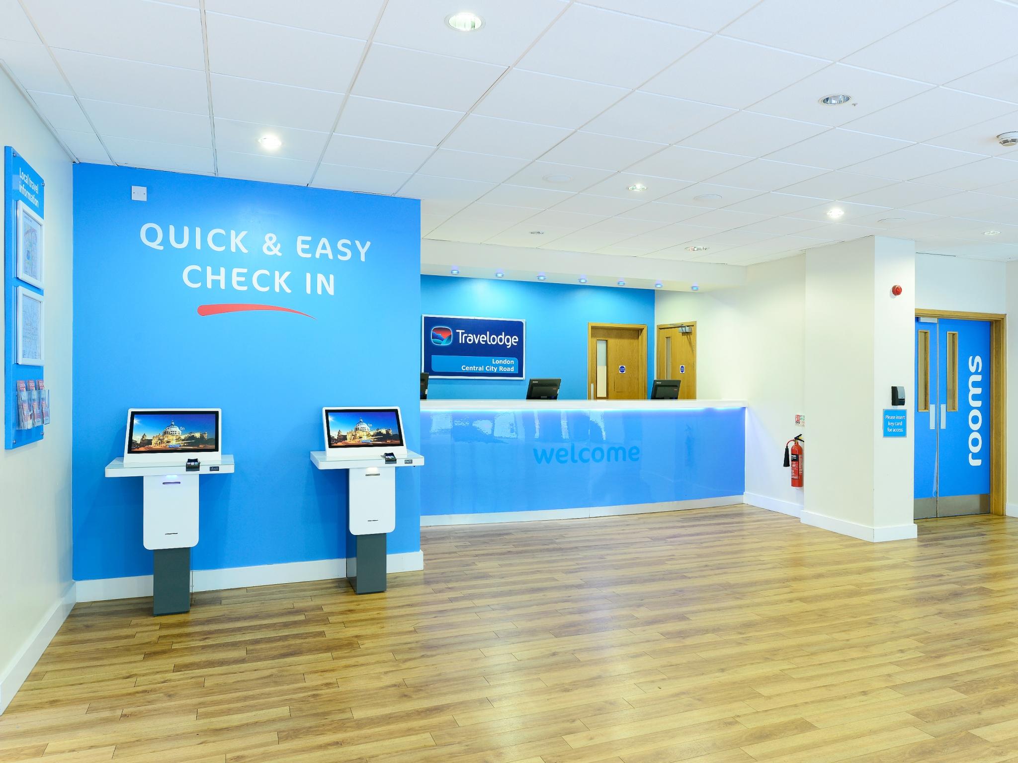 Hotel Travelodge Central City Road Londres