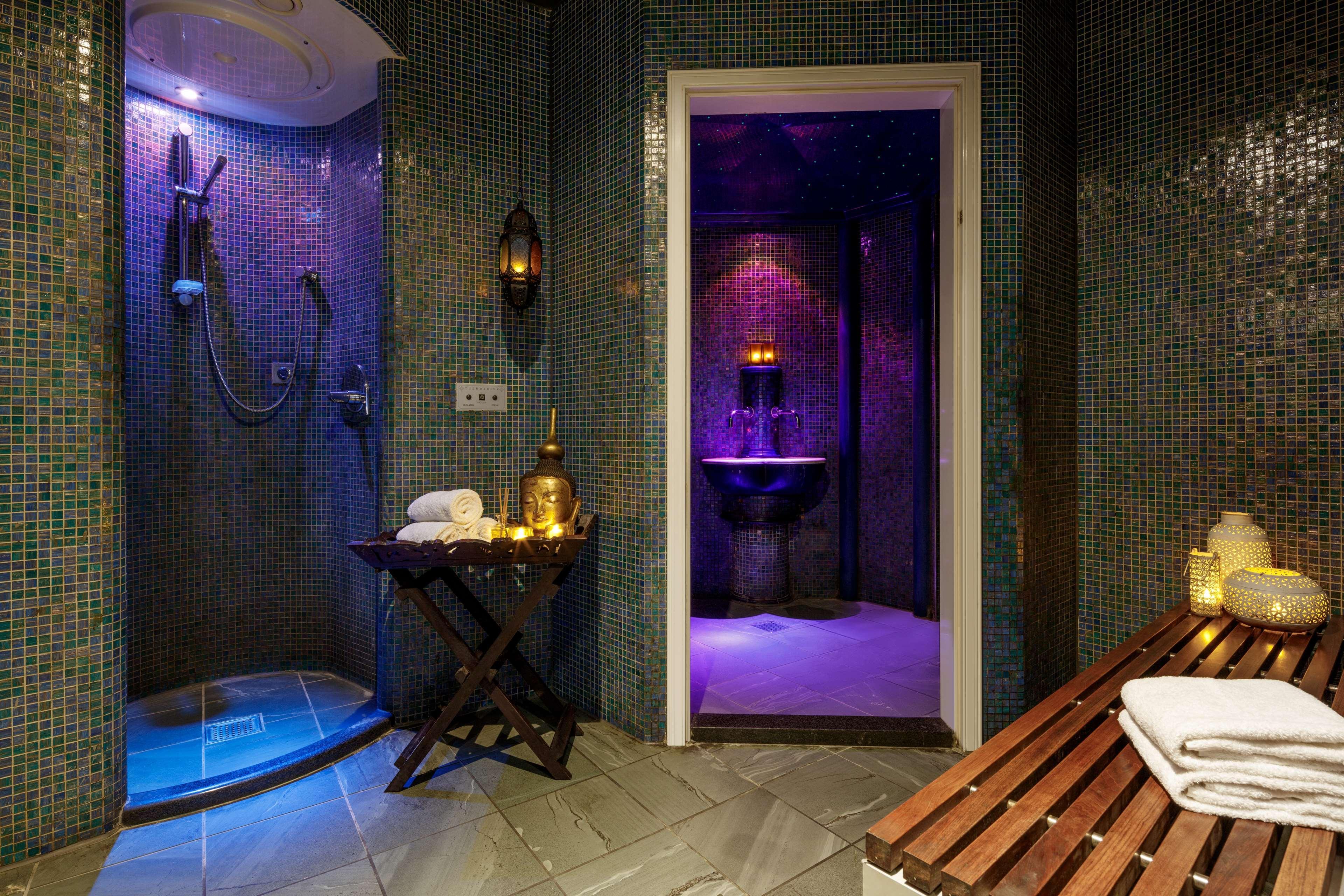Hotel Radisson Blu Hotel, Canary Wharf East 4*