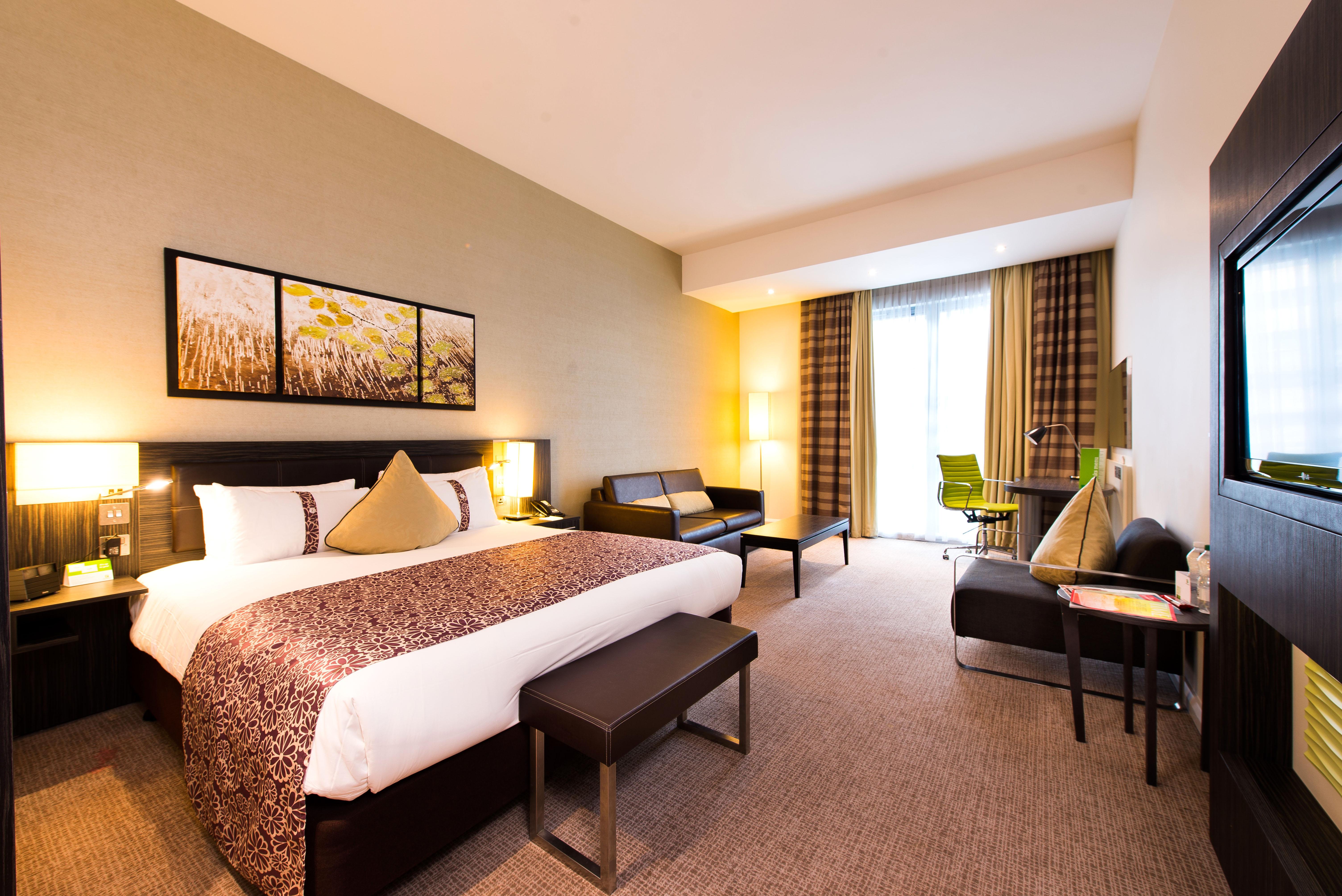 - Whitechapel By Ihg Hotel London