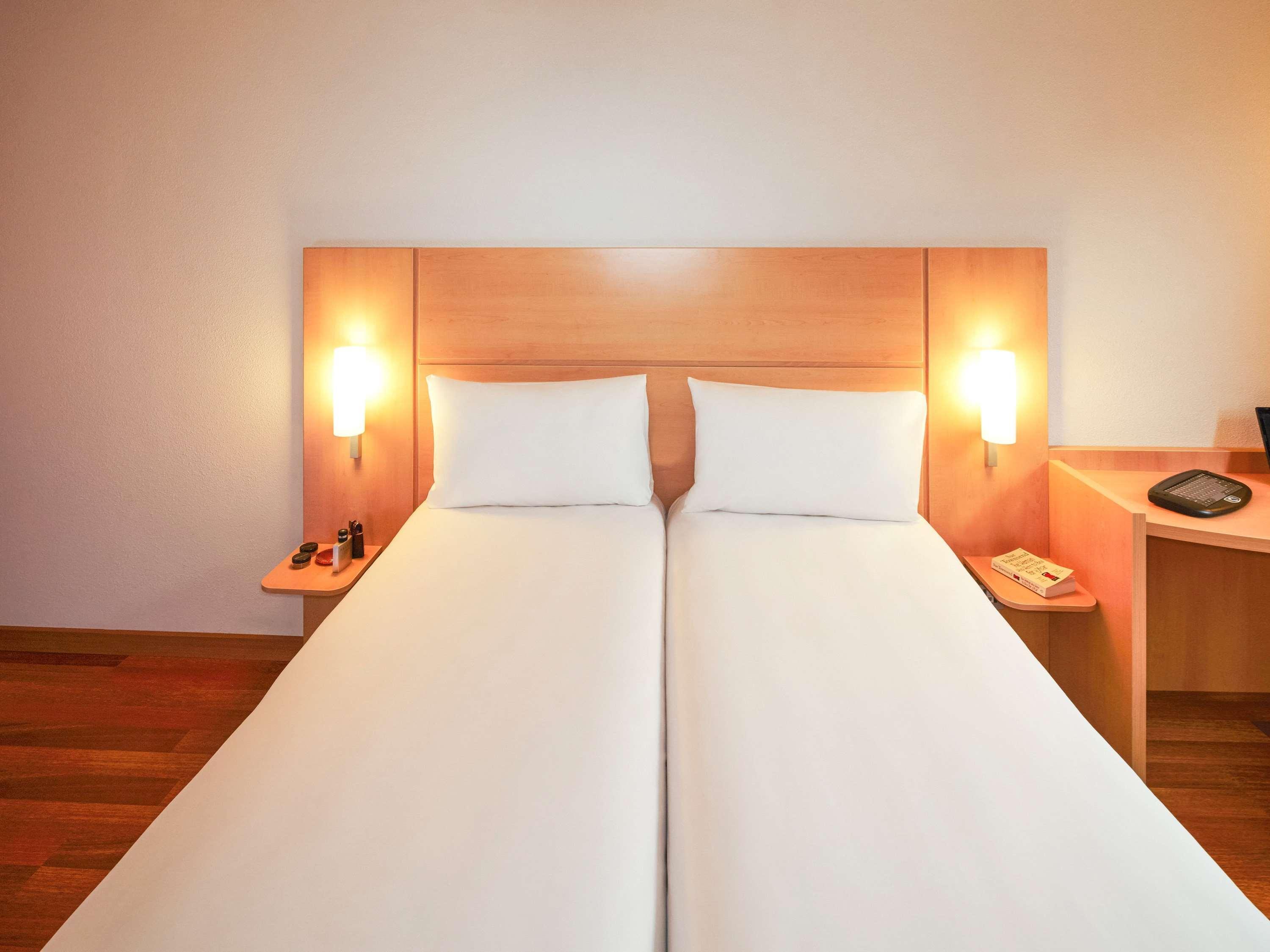 Hotel Ibis Greenwich 3*