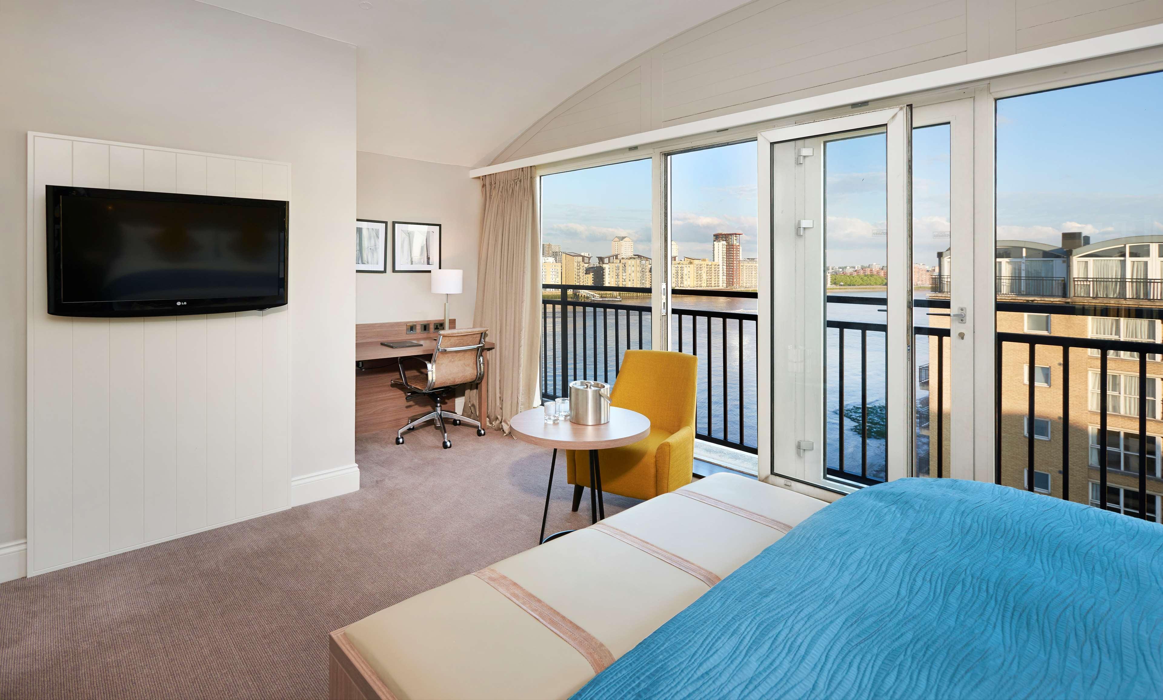 Doubletree By Hilton - Docklands Riverside Hotel Londres
